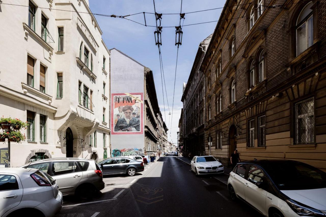 Апартаменты Hungarian Rebelian With Ac Будапешт Экстерьер фото
